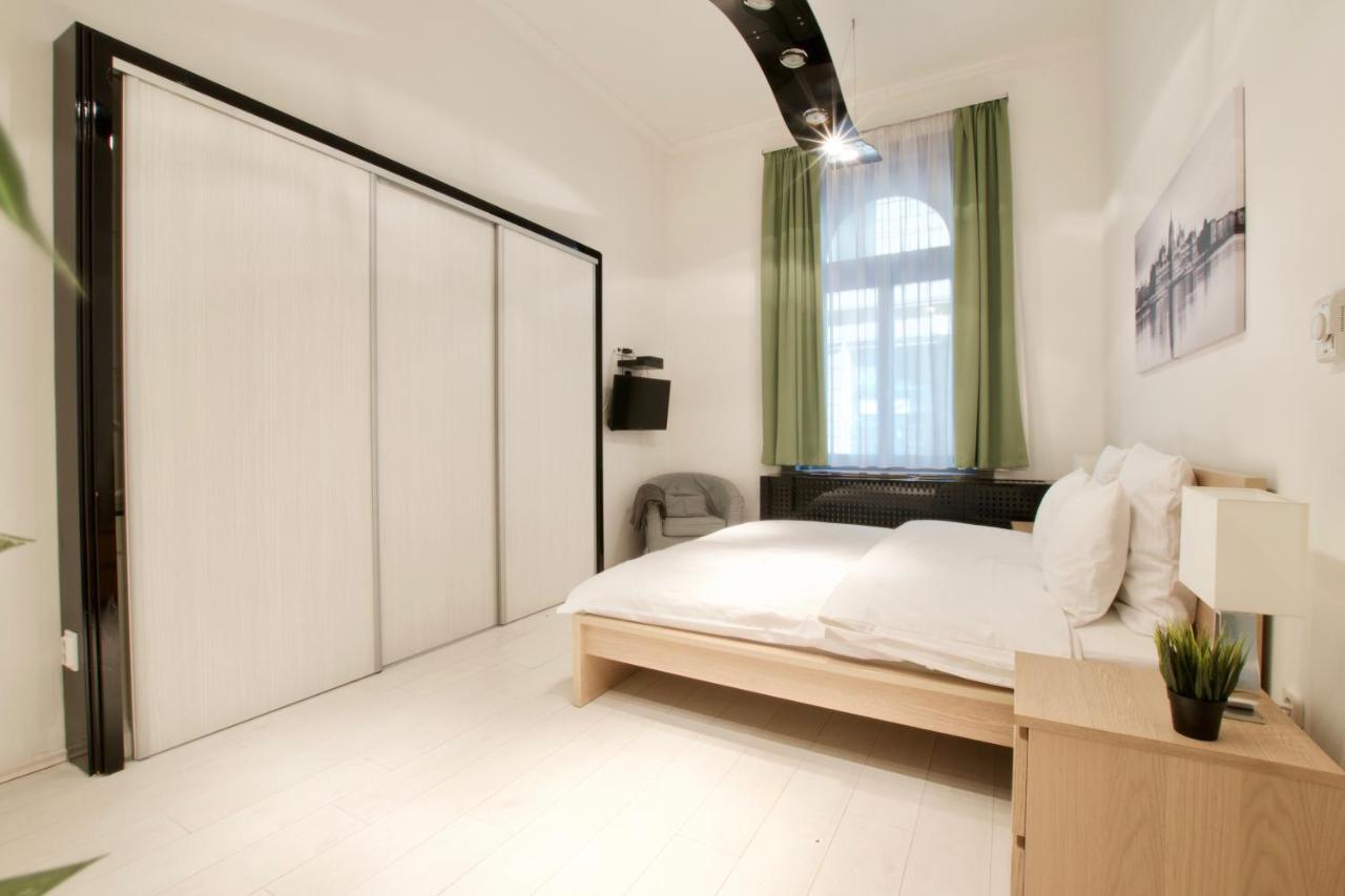 St. King 1 By Hi5 Apartments Budapest Exterior photo